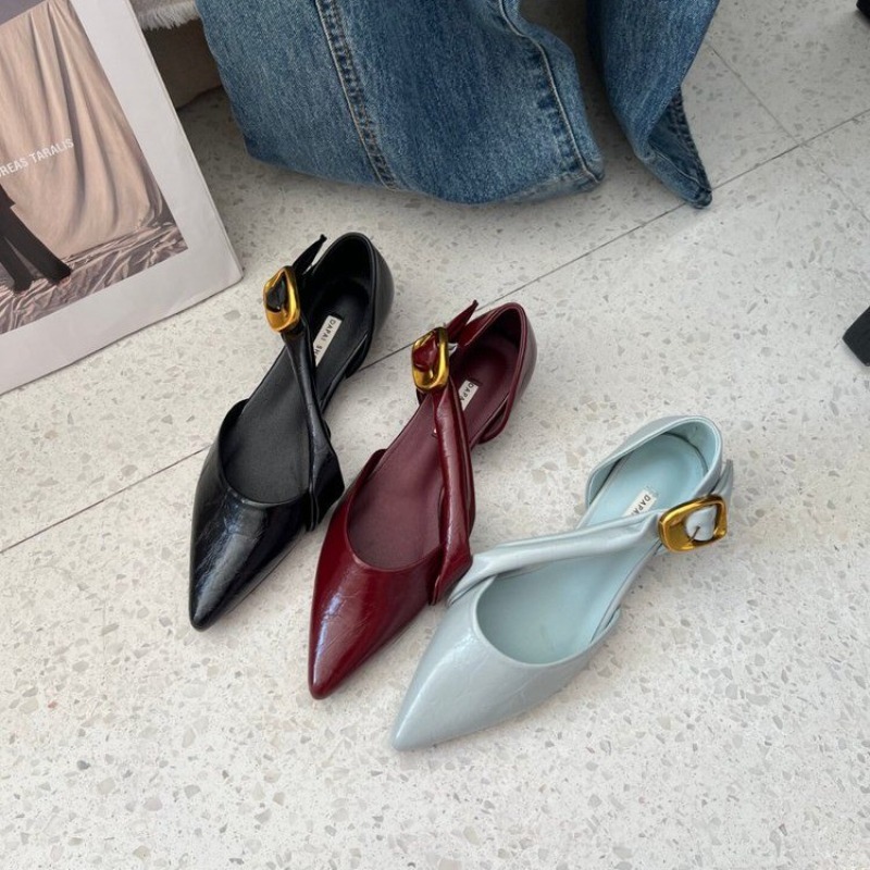 Women Bags Rome - Französische Blockabsatz-Sandalen mit spitzer Zehenpartie und