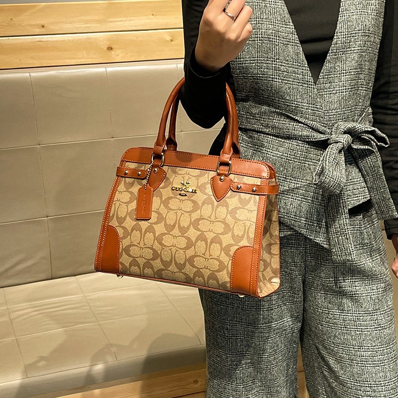 Klassische, elegante Umhängeta – Women Bags Premium Brands Bewertung und Preis