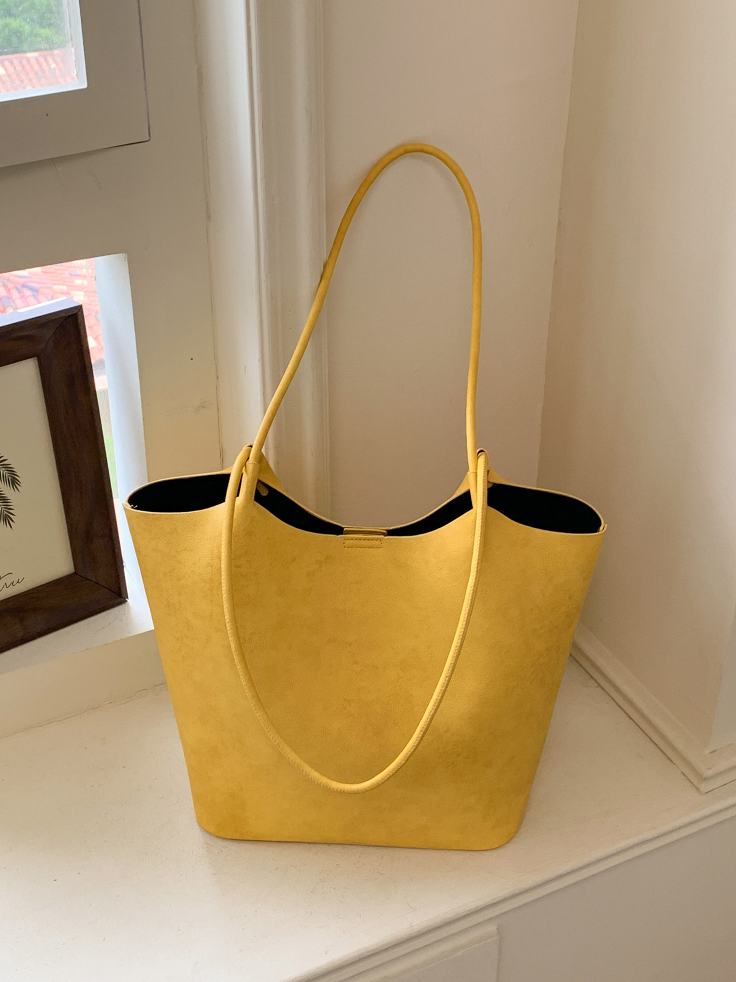 Neue Damen-Umhängetaschen in U – Women Bags In Trend Bewertung und Preis