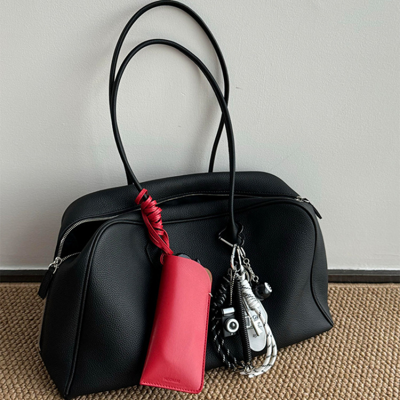 Schwarze Weiche Leder-Boston-T – Women Bags 2026 Trends Bewertung und Preis